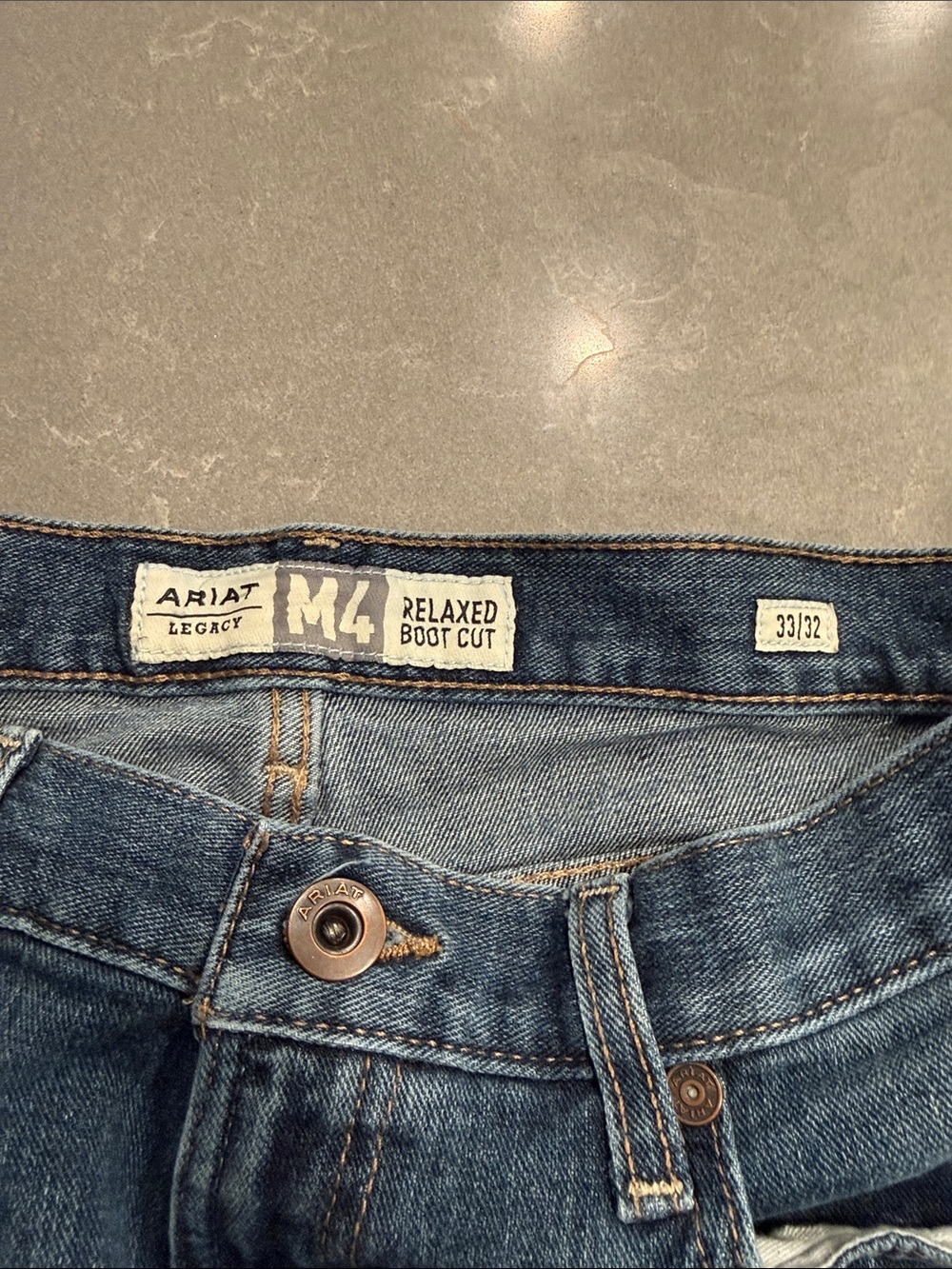 Ariat M4 Relaxed Boot Cut Jeans in Blue 33x32 - Picture 2 of 4